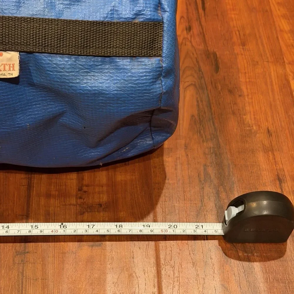 Rare Vintage 1980’s Dodgers Baseball Vinyl Barrel Zip-Up Duffel Bag